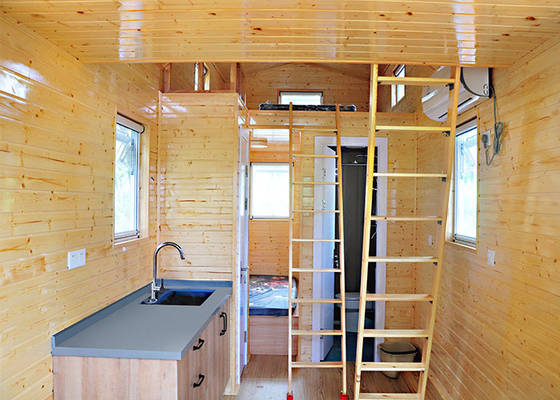 Mini Lightweight Prefabricated Tiny House Hotel Unit Orange Black Mobile House on Wheels for Travel